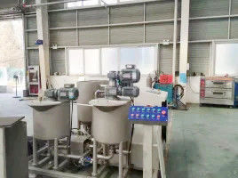ซื้อ ระบบเติมอากาศชิฟฟ่อนเค้กอัตโนมัติขนาดเล็กพร้อมระบบควบคุม PLC ของ Siemens การผลิตออนไลน์