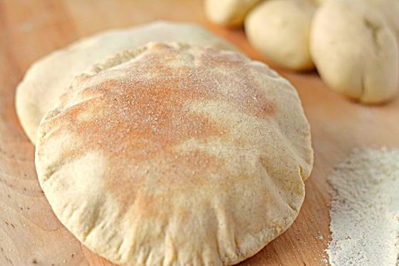 ซื้อ เครื่องทำขนมปัง Pita ภาษาอาหรับและเลบานอนด้วยความเชี่ยวชาญด้านความชื้นและความร้อนควบคุมโดย PLC การผลิตออนไลน์
