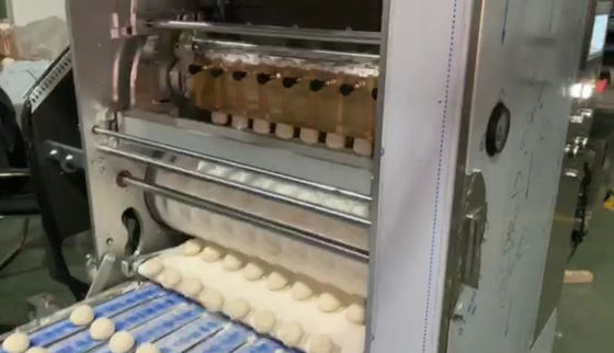 ซื้อ เครื่อง Tortilla อัตโนมัติแบบดั้งเดิมควบคุมโดย PLC ของการแบ่งปัดเศษและกดประเภท การผลิตออนไลน์